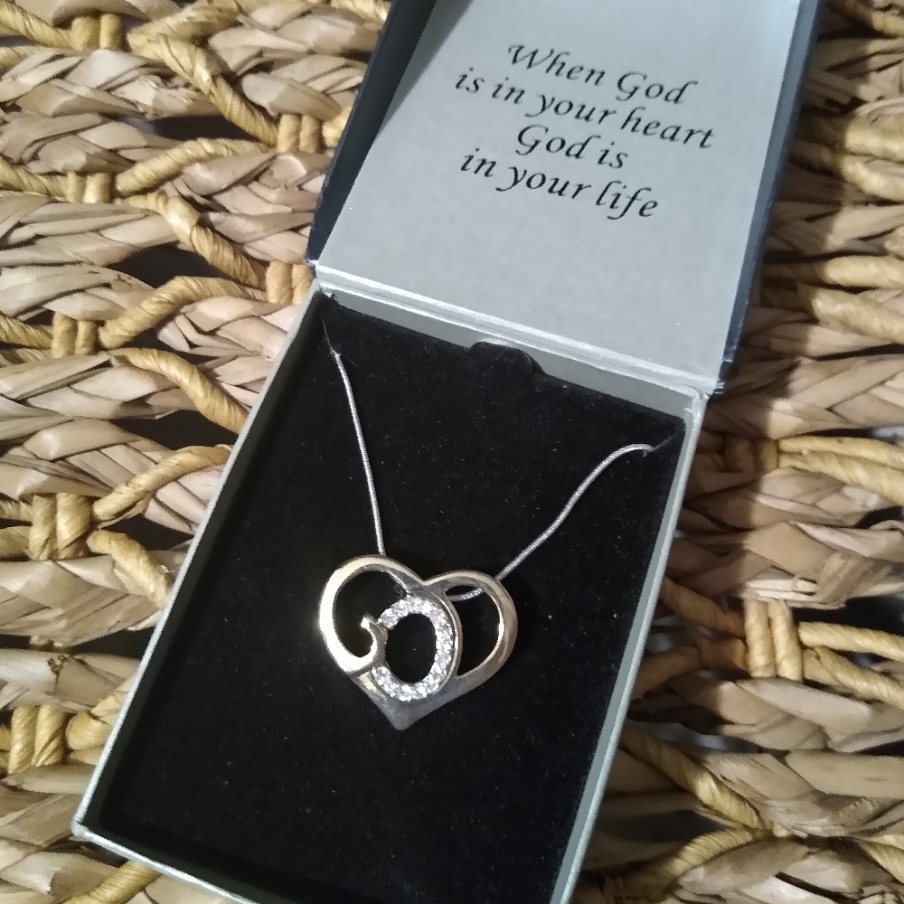 NWT God's Heart Necklace